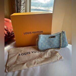Louis Vuitton LV Pochette Liv Denim Blue Shoulder Bag